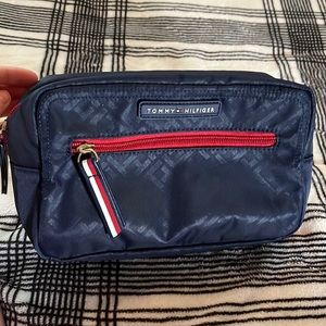 Tommy Hilfiger ‘makeup’ type bag